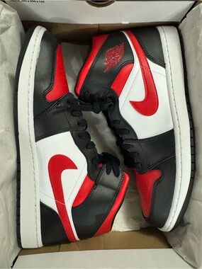 Jordan 1 Mid Size 13 New Nike